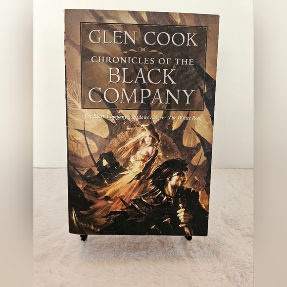 Gleen Cook Chronicles of the Black Company Book Home Accents Cofffe Table Books - Picture 3 of 17